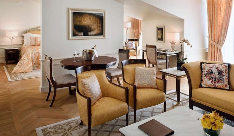 Palazzo Versace - Premier Club City View Living Room